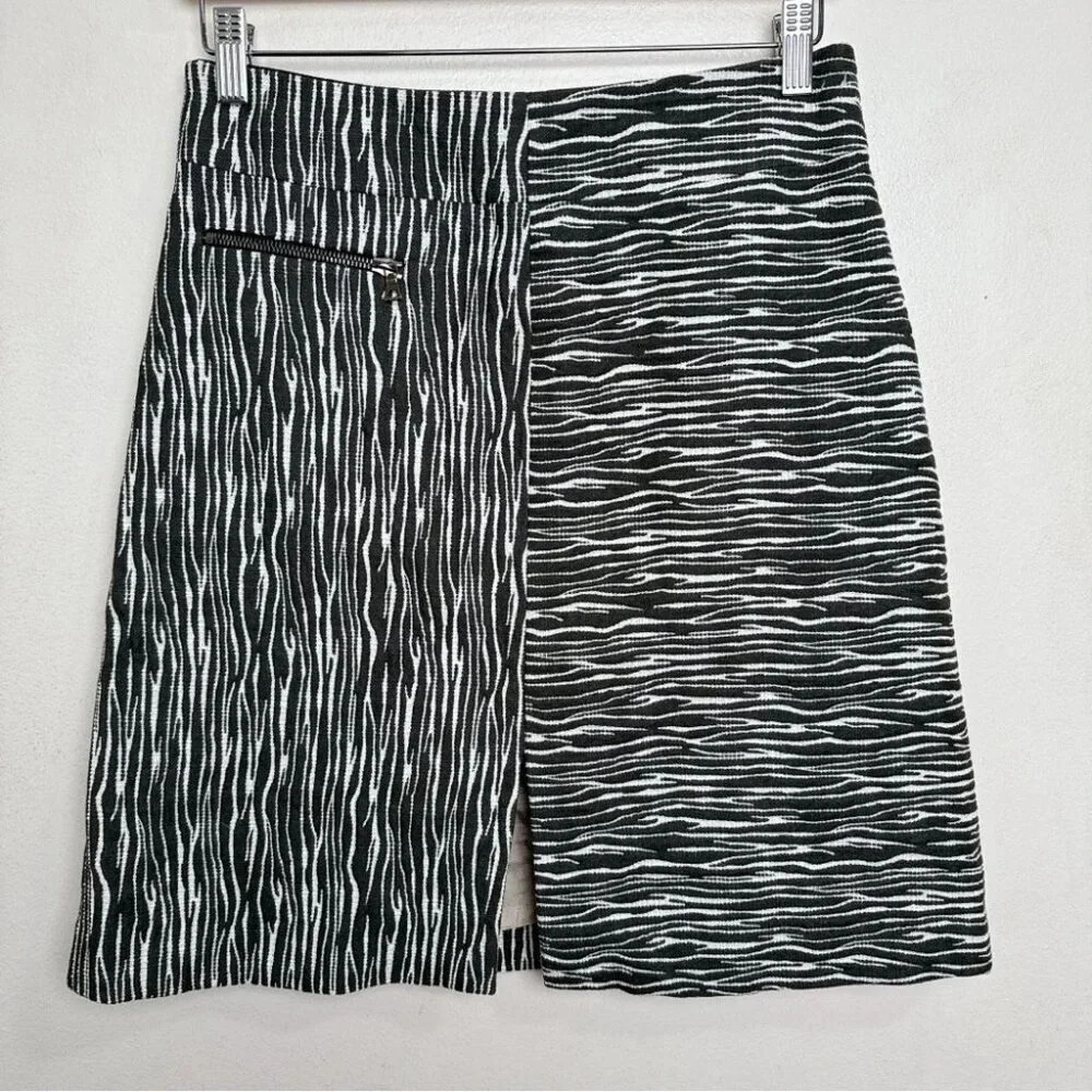 Judith & Charles Womens 6 Zebra Print Green Sage Pencil Skirt